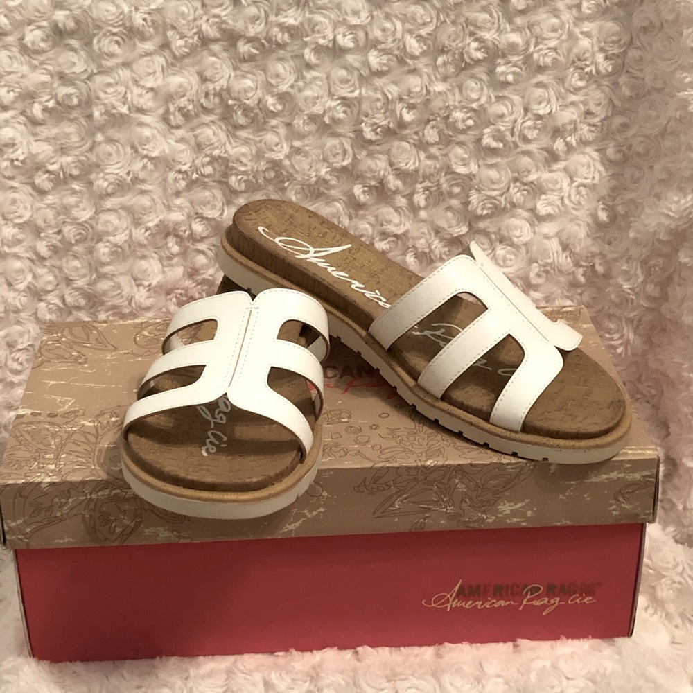 Sandal